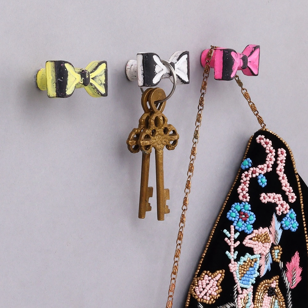 Wall Hooks Installation Made Effortless