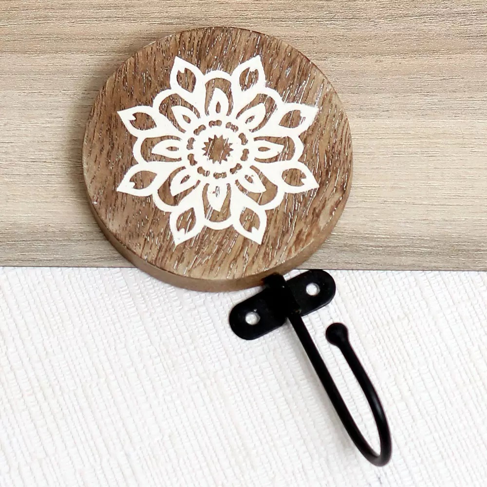 Wall Hooks Installation Made Effortless