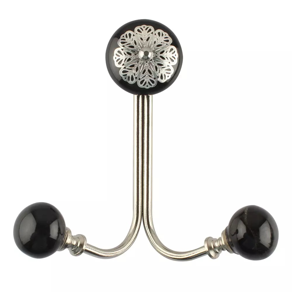 Wall Hooks Installation Made Effortless