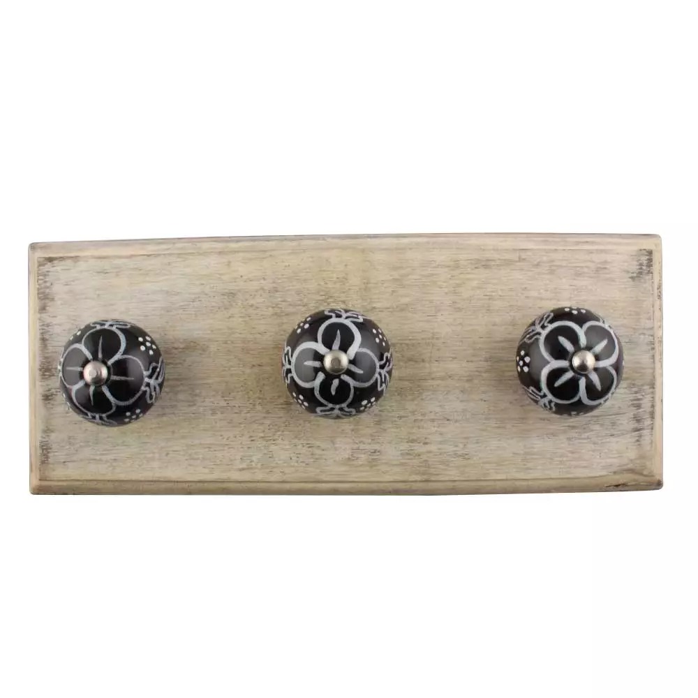 Wall Hooks Installation Made Effortless