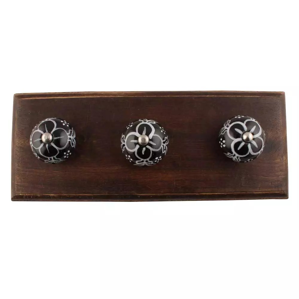 Wall Hooks Installation Made Effortless