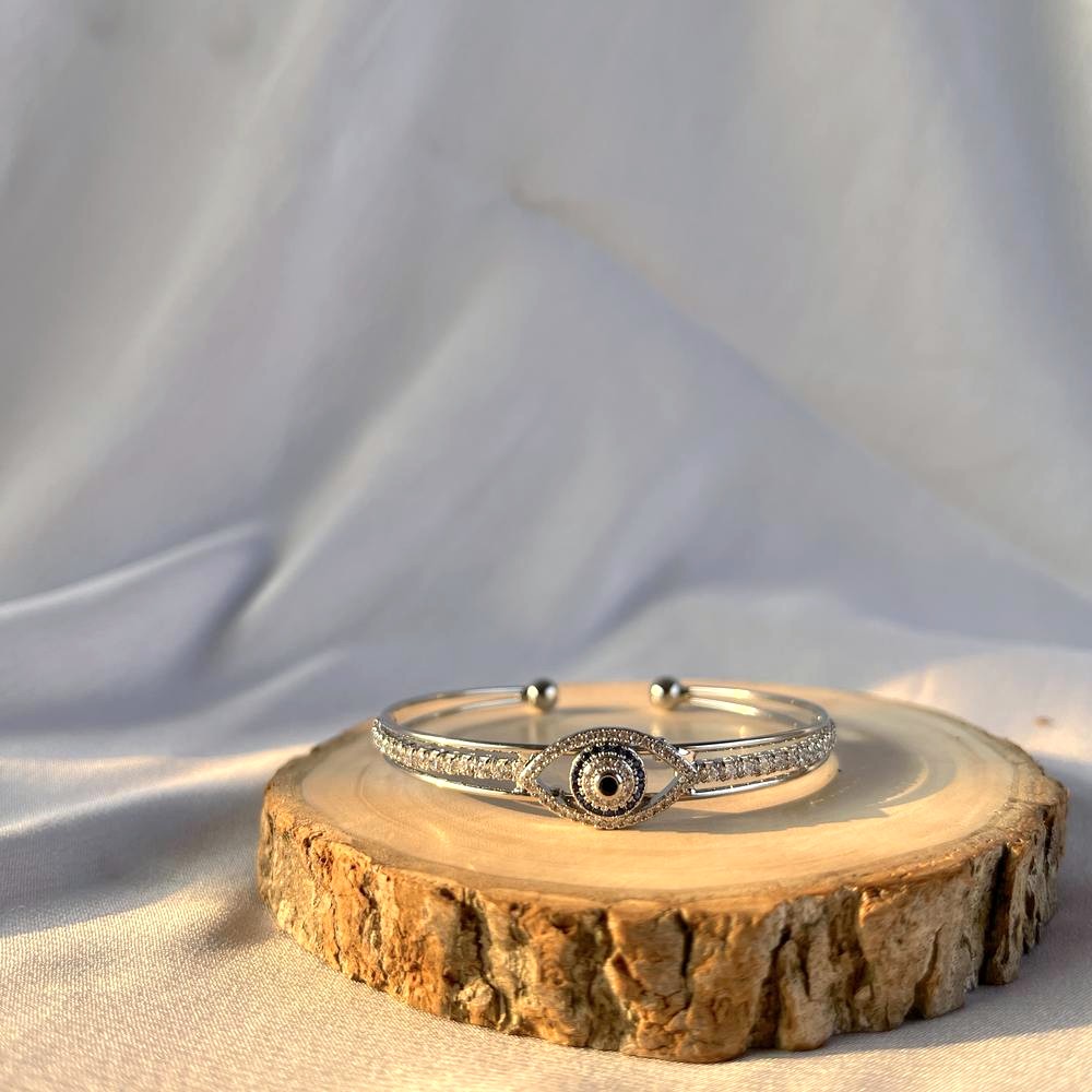 Product Details & Build Quality