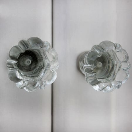 Pillar Glass Flower Shape Knobs
