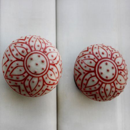 Red Embossing Flower Knob