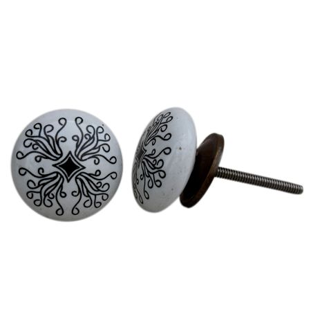 Black Leaf Flat Knob