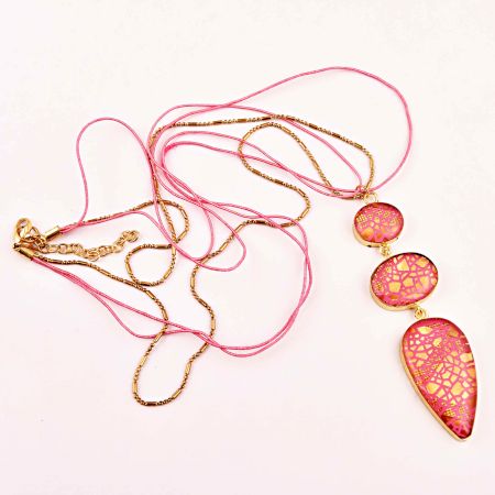 Beautiful Pink Diva Necklace Jewellery