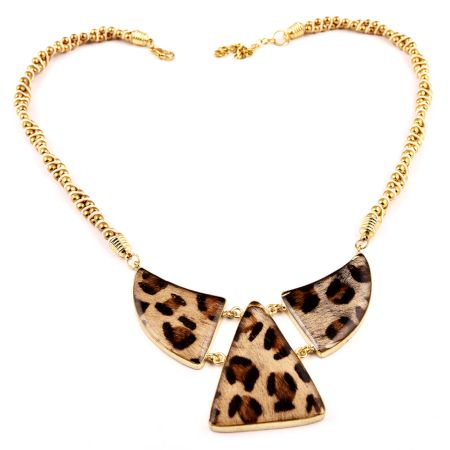 Paw Bib Necklace New Beautiful Jewellery