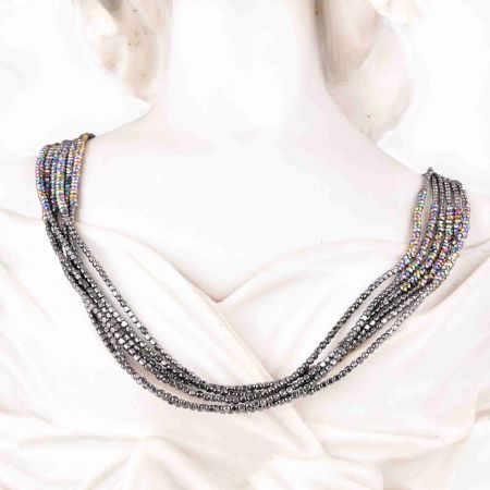 Stunning Metallic Finish Necklace