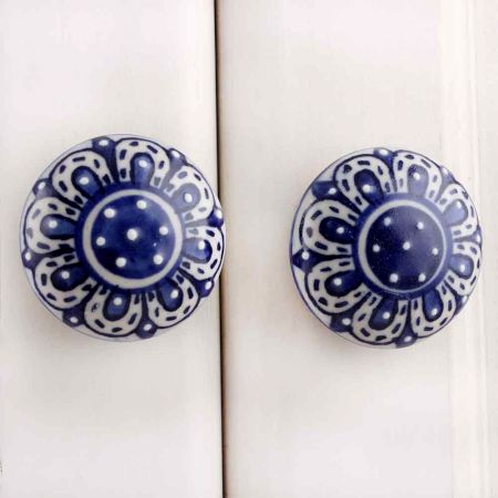 Zinnia Flower Flat Knob