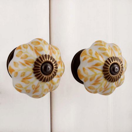 Mustard Leaf Melon Knob