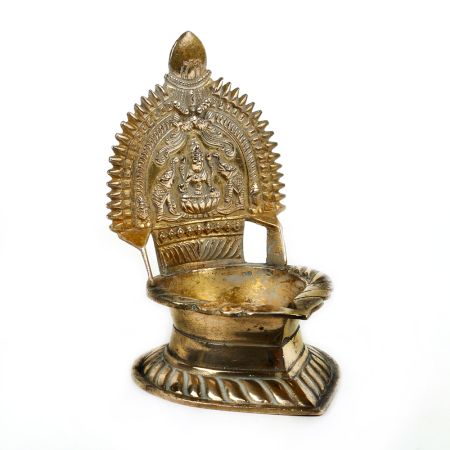 Hindu Ritual Oil Lamp with Deeplakshmi in Bronze