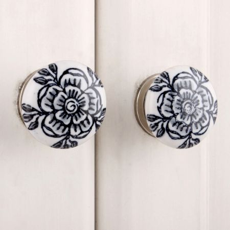 Grey Black Rose Flat Knob