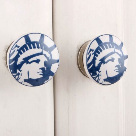 White Statue Of Liberty Knob