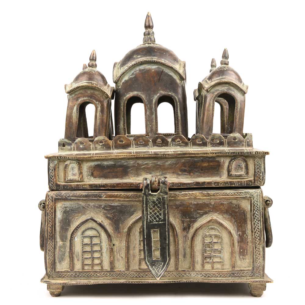 Old fort Design in Brass on Vintage (Trunk Up) Box