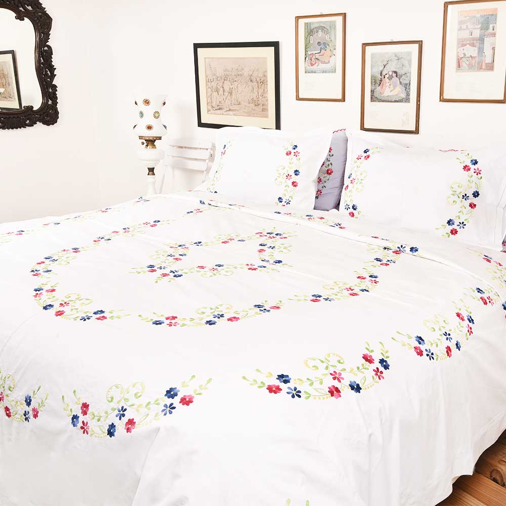 White Hand Embroidered Red Blue Floral Quilt Cover+2Pillow Cover