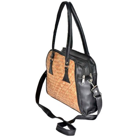 Handmade Black Frame Shoulder Bag