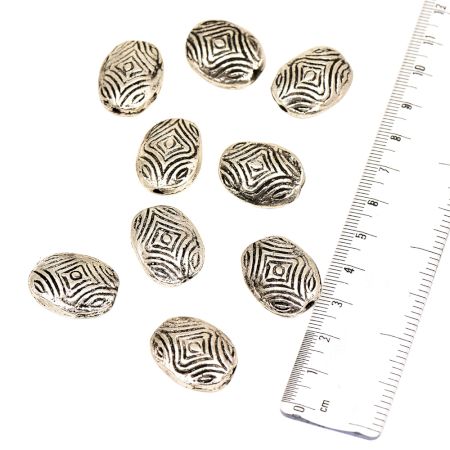 Silver Aluminum Loose Engraved Geometric Design Coin Shaped Jewelry Beads (5 in Pack)