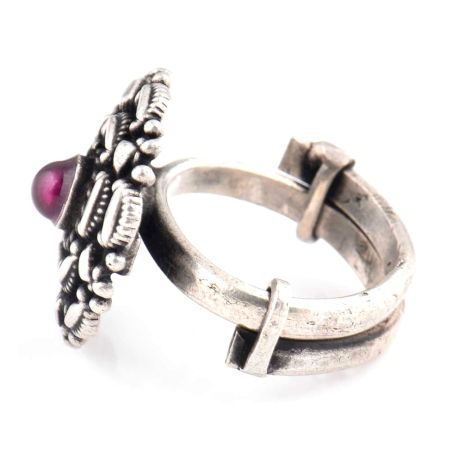 Indian 92.5 Sterling Silver Ring Embossed Design Around Round Amethyst Formal Wear Jewelry (Free Size)