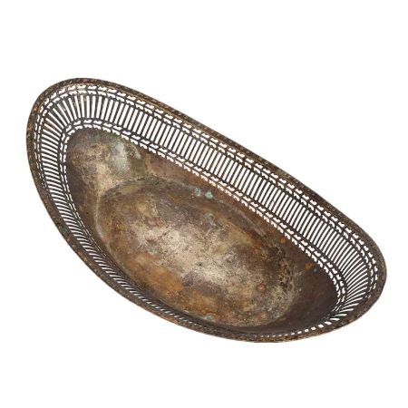 Brass Wired Boat Shaped Basket Fruit Decoration