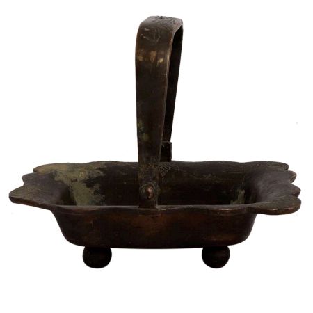 Brass Rectangular Tray With Handle And Scalloped Edges