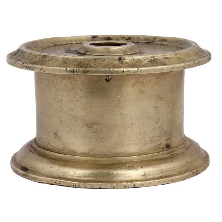 Brass Round Pot Brass Showpiece Collectors