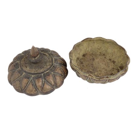 Handmade Brown Brass Pumpkin Storage Box With Geometric Design And Knob Finial