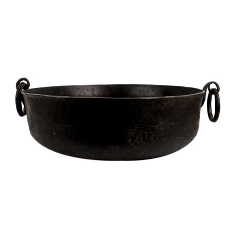 Cooking Vessel With Large Handles