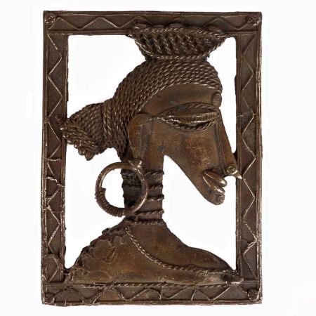 Tribal Lady With Long Earring