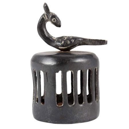 Brass Peacock Foot ScrubberÂ In Black Finish