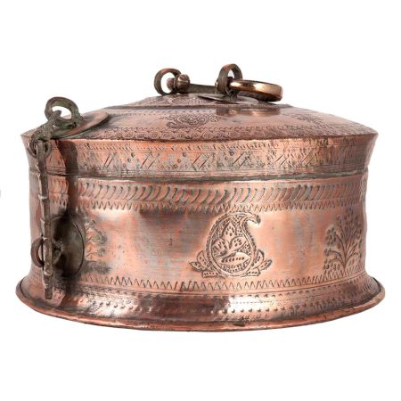 Brass Betel Nut Paandan Box with Lid