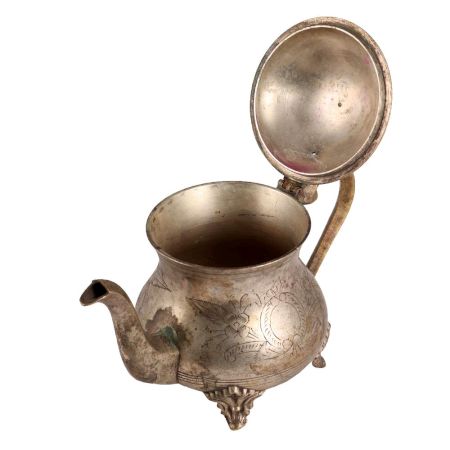 Brass Tea Pot with Mughlai Engraved Flower Design