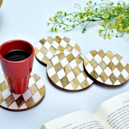 Wood and Resin Fashionable Geometry Coasters In Set of 4