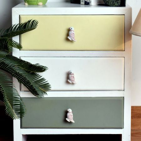 Pink Feather Bird Knob