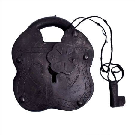 Big Chest Iron Padlock With Key