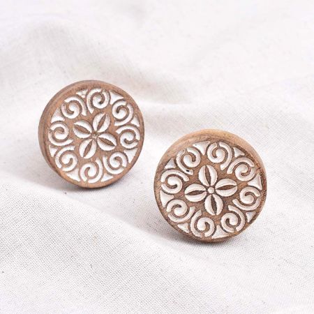 Handmade White and Brown Floral Wooden Round Cabinet Knobs