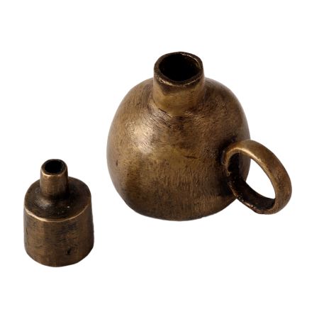 Brass Vintage Lamp With Single Handle