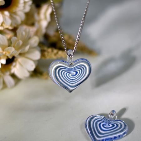 Lampwork Blue Spiral Heart Glass Pendants for Necklace for Gift - 1 Piece