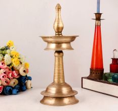 Incredible Brass Oil Lamp for Decoration