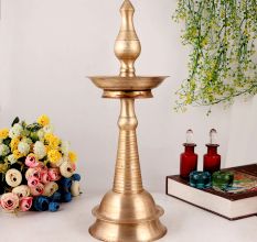 Brass Shiny Oil Lamp for Decoration