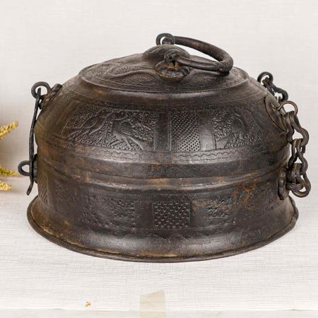 Round Brass Jewelry Box in Dark Finish