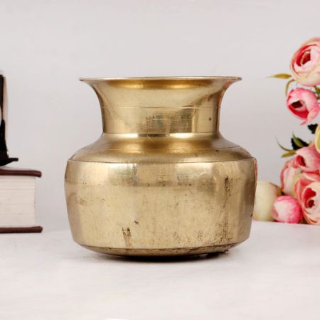 Beautiful Brass Golden Coloured Pot for Decoration