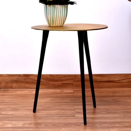 Golden Antique Finish Table Top Made of Aluminium