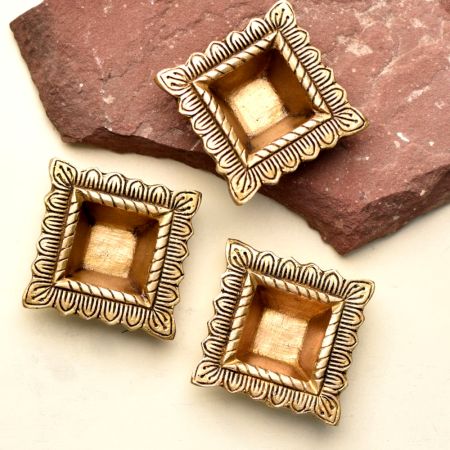Pack of 3 Brass Engraved Square Oil Lamp Diya