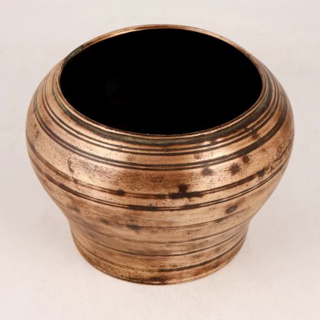 Beautiful Handmade Brass Pot for Indoor Decoration