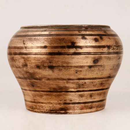 Beautiful Handmade Brass Pot for Indoor Decoration