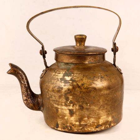 Vintage Brown Finish Kettle Made of Brass