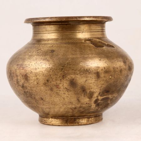 Vintage Finest Brass Holy Pot for Flower Decoration