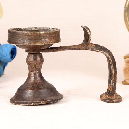 Dark Brown Aarti Lamp Made of Brass for Decor