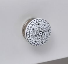 Black Wheel Flat Knob