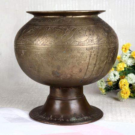High-Quality Brown Brass Flower Pot for Decoration